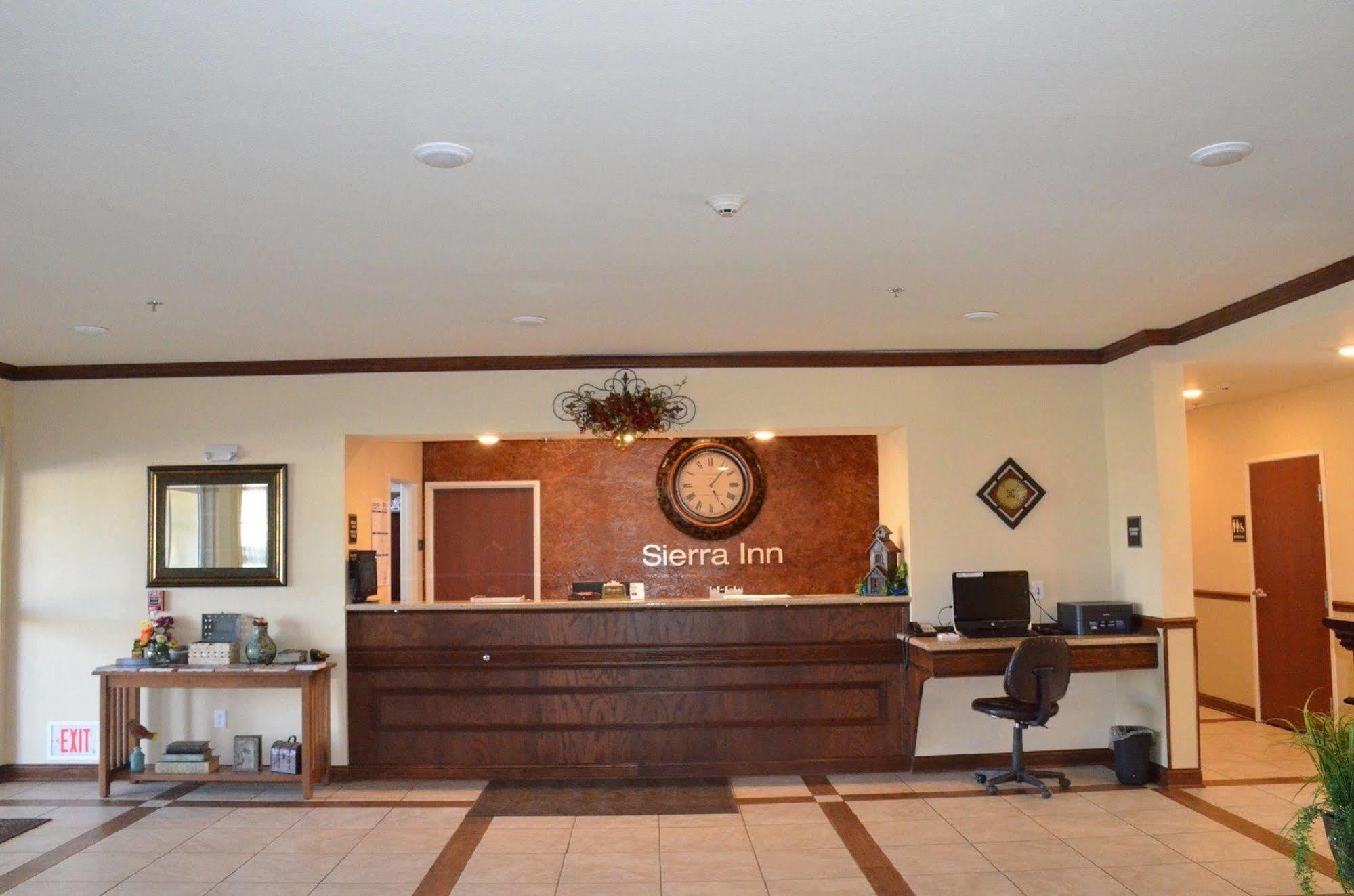 Spark By Hilton Minot Exterior photo